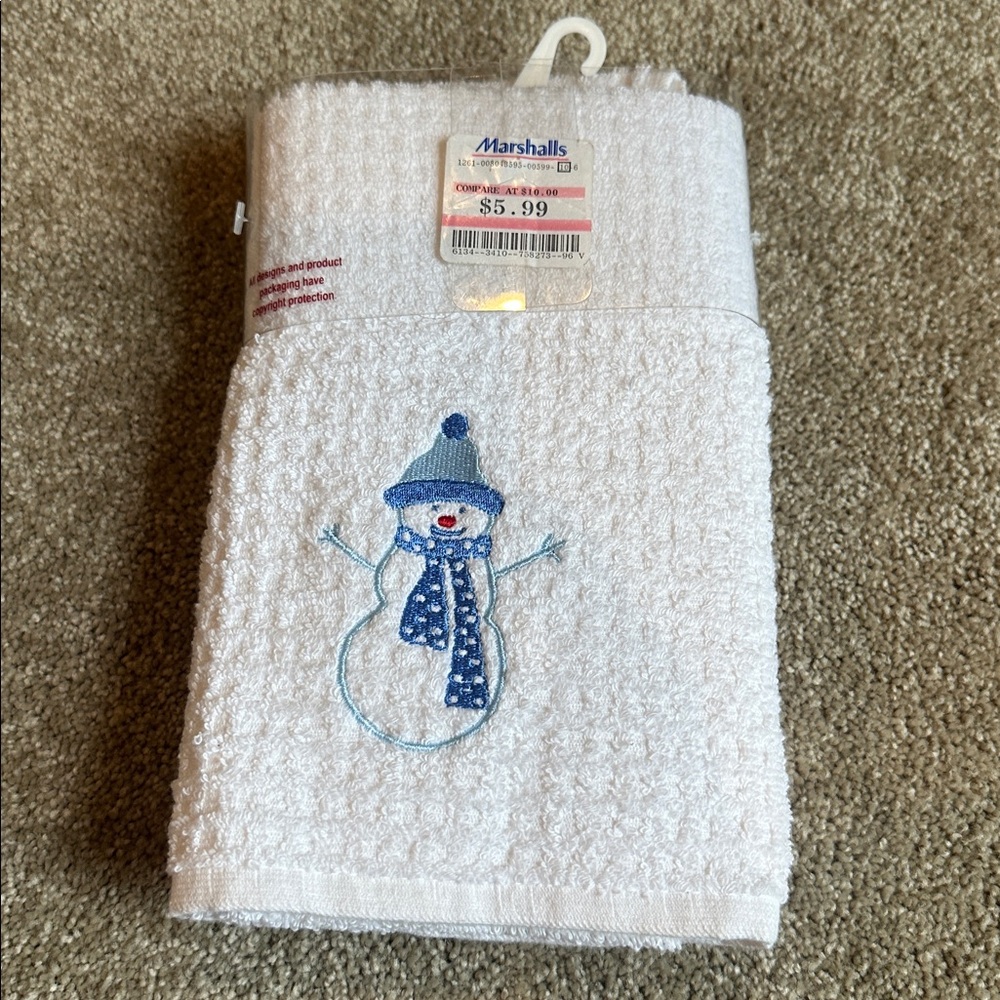 Casaba White Kitchen Towel Set with Snowman Design - Picture 2 of 3